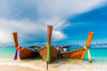 Fototapeta na wymiar Traditional longtail boats in the famous Lipe island