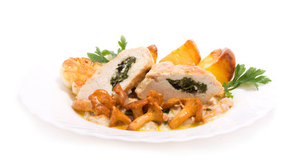 Gourmet food from chanterelles and chicken