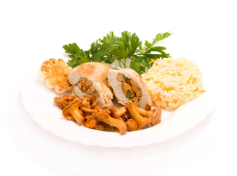 Gourmet food from chanterelles and chicken