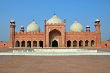 Fototapeta na wymiar Badshahi Mosque in Lahore, Pakistan