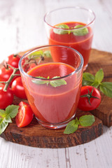 tomato soup,gazpacho