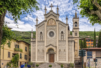 Fototapeta na wymiar Castelletto Kirche