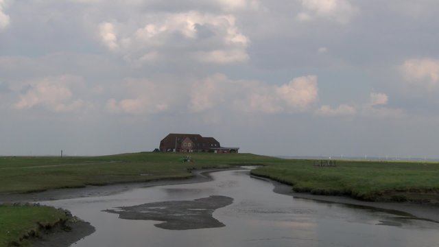 Weltnaturerbe: Hallig,Haus auf der Warft