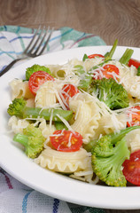 Pasta with vegetables and Parmesan