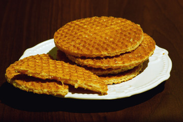 crunchy wafer chocolate syrup