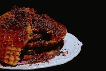 crunchy wafer chocolate syrup