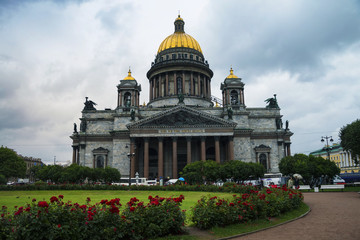 Fototapeta na wymiar St Isaac Cathedral at cloudy weather, Saint Petersburg