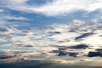 Obraz premium colorful dramatic sky with cloud at sunset