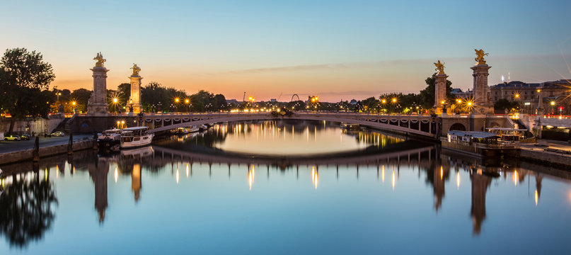 Fototapeta Pont Alexandre-III de nuit