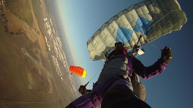 Skydive parachute flying