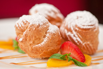 profiteroles