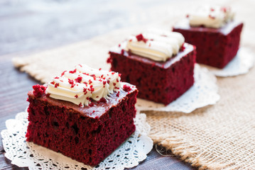 Red velvet cakes