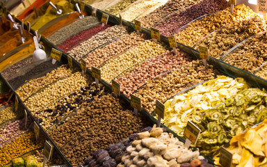 teas and spices market egipetskom in Istanbul