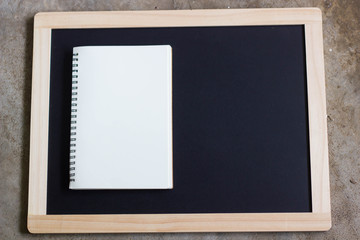 paper note on blackboard