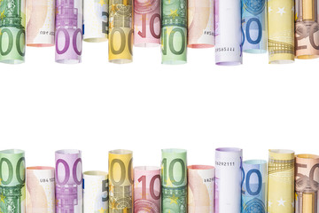 Billetes de euro enrollados aislados sobre fondo blanco con espacio para texto y publicidad - obrazy, fototapety, plakaty