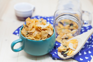 Cornflakes Caramel. Selective focus, shallow DOF 