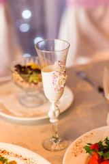 wedding champagne glasses decorated with beads