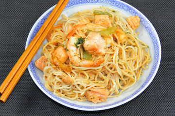 nouilles aux crevettes et saumon 04082015