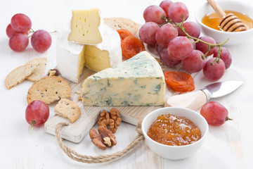 molded cheeses, fresh fruit and snacks