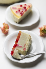 Coconut cheesecake with currants. Without baking.