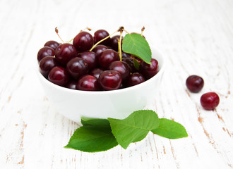 Bowl with cherries