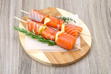 Salmon skewer