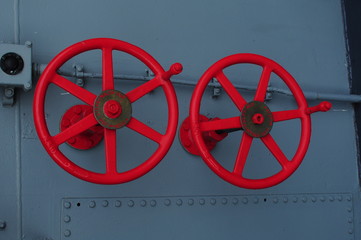 Ship wheel handles