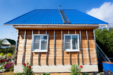 Building house, installation of galvanized crate
