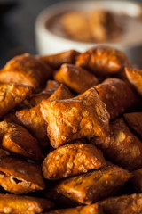 Organic Salty Peanut Butter Pretzel