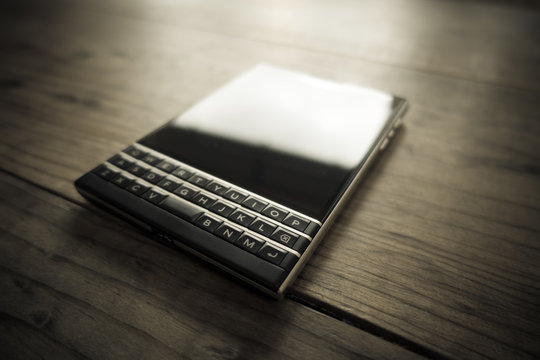 Qwerty Keyboard Smartphone