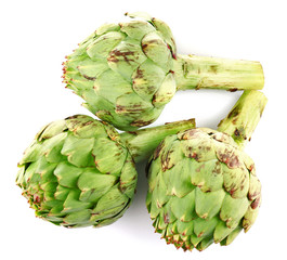 Obraz premium Artichokes isolated on white