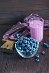 yogurt with blueberry