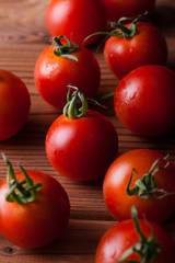 スタジオで撮影した新鮮なトマト