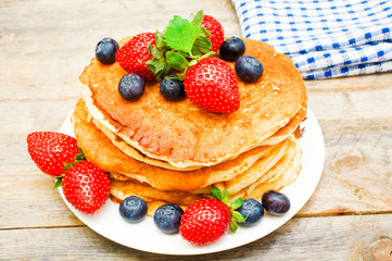 pancakes with fresh berries