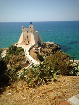 torre a sperlonga italy