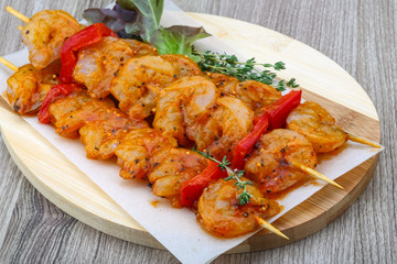 Raw prawn skewer