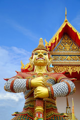 Fototapeta na wymiar Giant in Wat Samakhitham public temple in Bangkok Thailand