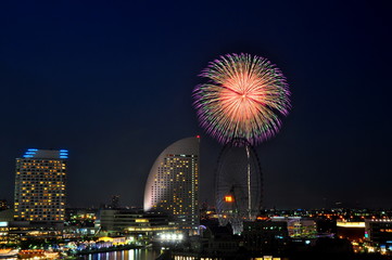 横浜の花火