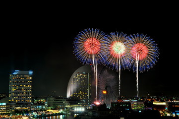 横浜の花火
