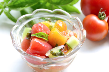 peeled tomato salad