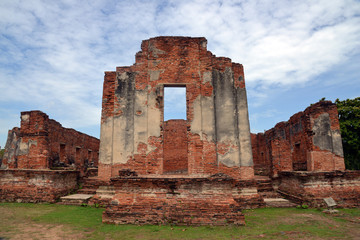 Wat Phra Si Sanphet is located in The Ayutthaya Historical Park, Thailand