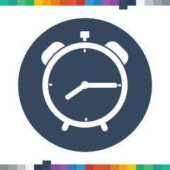Flat clock icon in a circle.