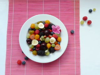 Verschiedene Früchte von oben