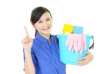 笑顔の女性作業員