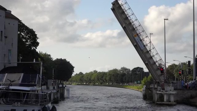 Drawbridge in Bruegge, Belgium