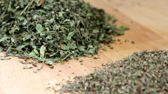 Spezie menta e calendula
