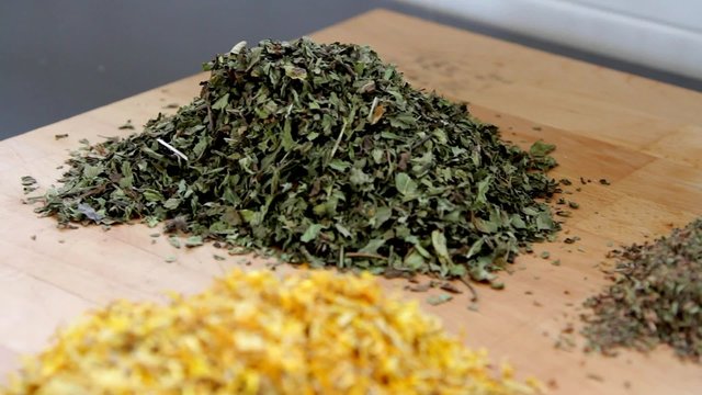 Spezie menta e calendula