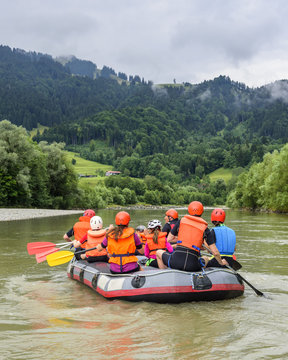 Familien-Rafting-Tour auf der Iller