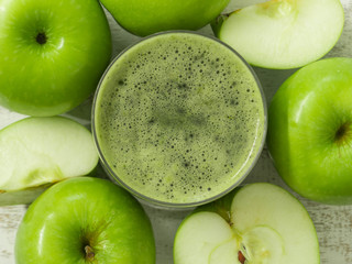 green apple smoothie