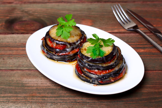 Parmigiana di melanzane: baked eggplant - italy, sicily cousine